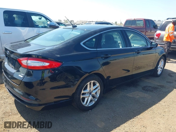 2016 Ford Fusion SE with VIN 1FA6P0HD7G5105280, listed as a IAAI auction lot 42171079 with 142,391 mi miles and . Bid and sale history available at carsss.com. Image 4.