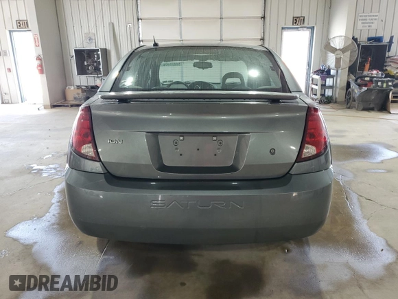 2006 Saturn ION z VIN 1G8AZ55F46Z115879, wystawiony jako Copart lot #56625925 z przebiegiem 187 994 mil mil oraz Szkoda całkowita • Salvage title. Historia ofert i sprzedaży dostępna na DreamBid. Obrazek 6.