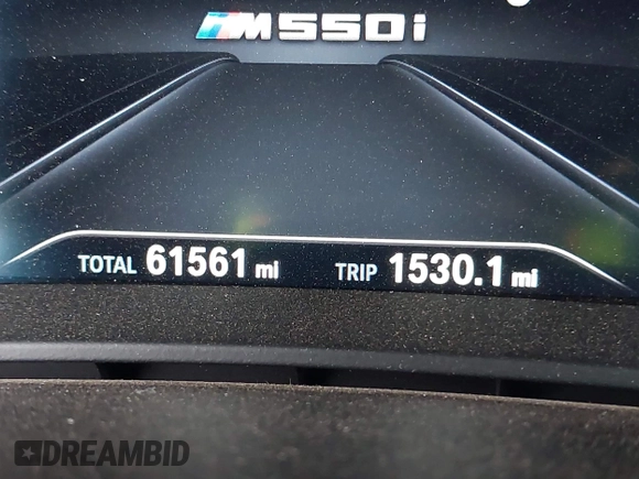 2018 BMW 5 Series M550i xDrive with VIN WBAJB9C55JB035694, listed as a IAAI auction lot 42122730 with 61,561 mi miles and . Bid and sale history available at DreamBid. Image 16.