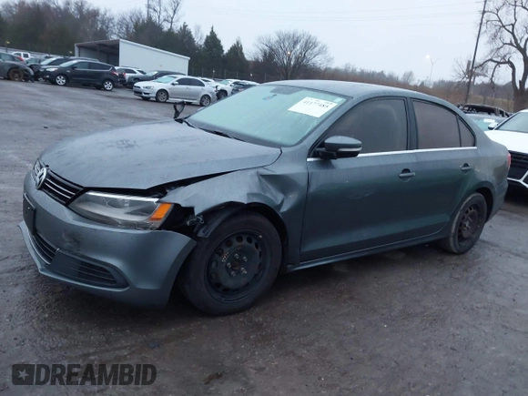 2013 Volkswagen Jetta SE with VIN 3VWDP7AJ8DM405519, listed as a IAAI auction lot 41177485 with 199,574 mi miles and . Bid and sale history available at DreamBid. Image 14.