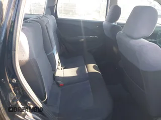 2004 Mitsubishi Outlander LS with VIN JA4LX31FX4U003476, listed as a IAAI auction lot 41290028 with 206,940 mi miles. Bid and sale history available at carsss.com. Image 8.