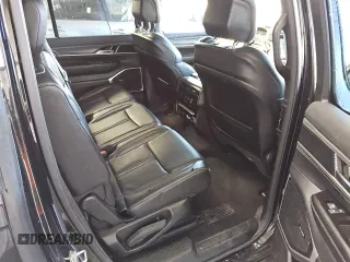 2023 Jeep Wagoneer Series II with VIN 1C4SJSBPXPS569738, listed as a Copart auction lot 44461015 with 38,621 mi miles and Clean title. Bid and sale history available at DreamBid. Image 11.