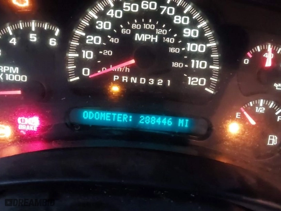 2007 Chevrolet Silverado 1500 Classic LS with VIN 2GCEC13V371115040, listed as a IAAI auction lot 41401852 with 288,433 mi miles. Bid and sale history available at carsss.com. Image 15.