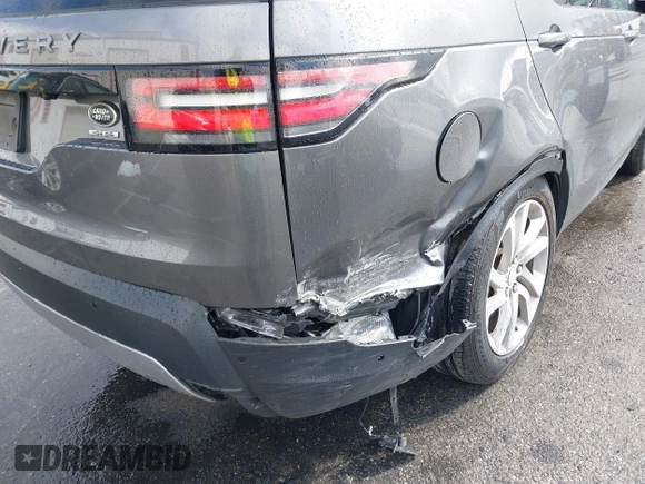 2019 Land Rover Discovery HSE with VIN SALRR2RV6K2407117, listed as a IAAI auction lot 41745750 with 1 mi miles. Bid and sale history available at carsss.com. Image 6.
