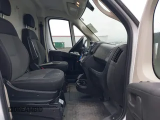 2018 Ram ProMaster Cargo with VIN 3C6TRVAG8JE136842, listed as a IAAI auction lot 41911718 with 125,801 mi miles and . Bid and sale history available at DreamBid. Image 5.