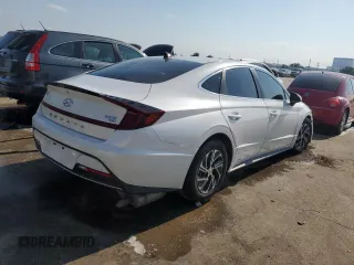 2022 Hyundai Sonata Hybrid Blue with VIN KMHL24JJ0NA048357, listed as a Copart auction lot 76069904 with 58,442 mi miles and Salvage Title. Bid and sale history available at carsss.com. Image 3.