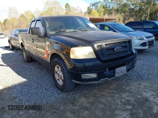2004 Ford F-150 STX with VIN 1FTRX12WX4NC23732, listed as a IAAI auction lot 41744735 with 280,348 mi miles. Bid and sale history available at carsss.com. Image 1.