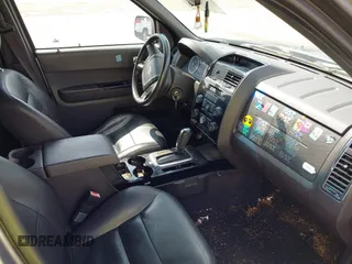 2008 Ford Escape Limited with VIN 1FMCU04158KC84273, listed as a IAAI auction lot 42783991 with 193,168 mi miles and . Bid and sale history available at DreamBid. Image 5.