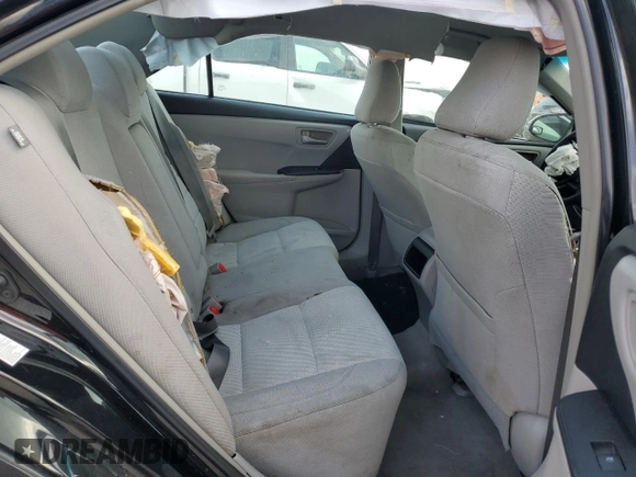 2015 Toyota Camry XLE z VIN 4T4BF1FKXFR482632, wystawiony jako Copart lot #53574545 z przebiegiem 123 253 mil mil oraz Szkoda całkowita • Salvage title. Historia ofert i sprzedaży dostępna na DreamBid. Obrazek 10.