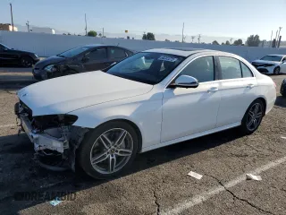 2018 Mercedes-Benz E 300 с VIN WDDZF4JB5JA319019, выставлен на аукционе Copart как лот 66241075 с пробегом 83 373 миль миль и Списание • Salvage title. История ставок и продаж доступна на DreamBid. Изображение 1.