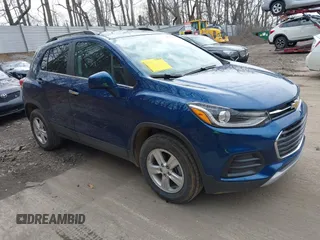 2020 Chevrolet Trax LT z VIN 3GNCJPSB6LL285156, wystawiony jako IAAI lot #41941482 z przebiegiem 26 270 mil mil oraz . Historia ofert i sprzedaży dostępna na DreamBid. Obrazek 1.