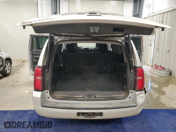 2015 Chevrolet Suburban LT with VIN 1GNSKJKC5FR719885, listed as a Copart auction lot 47192155 with 139,010 mi miles and Clean Title. Bid and sale history available at DreamBid. Image 6.