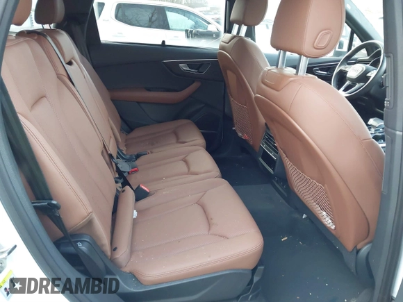 2022 Audi Q7 Premium Plus with VIN WA1LXBF75ND017721, listed as a IAAI auction lot 40819509 with 33,234 mi miles and . Bid and sale history available at DreamBid. Image 8.