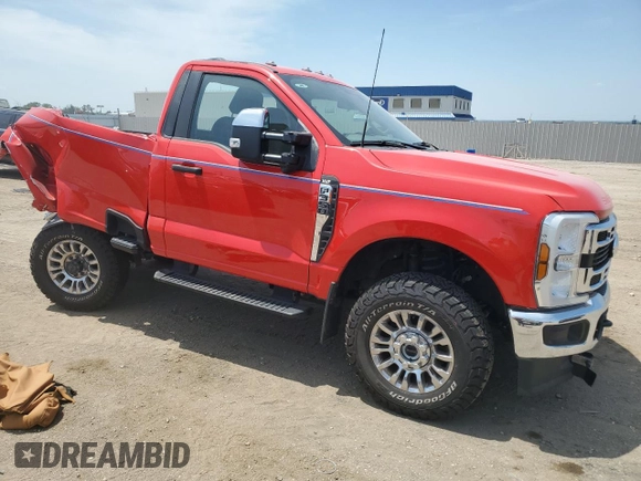 2024 Ford F-350 XL z VIN 1FTRF3BN6REC31663, wystawiony jako Copart lot #60528415 z przebiegiem 57 410 mil mil oraz Szkoda całkowita • Salvage title. Historia ofert i sprzedaży dostępna na DreamBid. Obrazek 4.