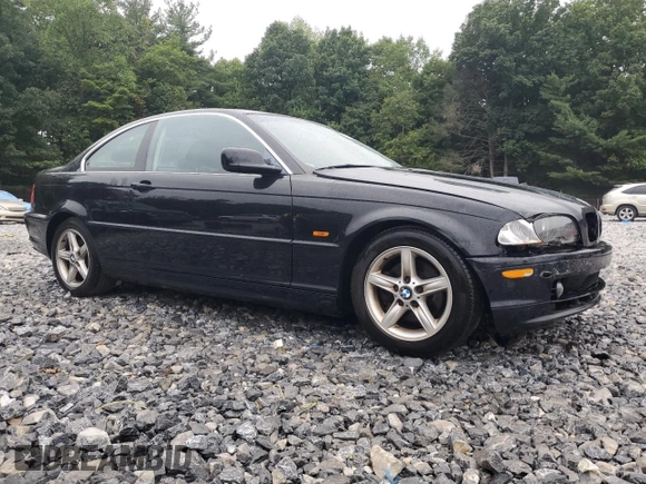 2001 BMW 3 Series 325Ci with VIN WBABN33471JW57400, listed as a Copart auction lot 67109234 with 152,135 mi miles and Salvage Title. Bid and sale history available at carsss.com. Image 4.