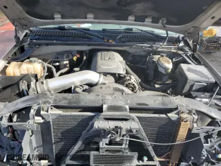 2004 GMC Sierra 1500 SLT with VIN 1GTEK19TX4E376829, listed as a Copart auction lot 45041115 with 246,952 mi miles and Salvage Title. Bid and sale history available at carsss.com. Image 11.