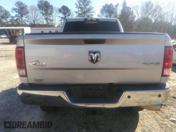 2017 Ram 2500 Big Horn with VIN 3C6UR5DL3HG613026, listed as a IAAI auction lot 41168929 with 110,708 mi miles. Bid and sale history available at carsss.com. Image 17.