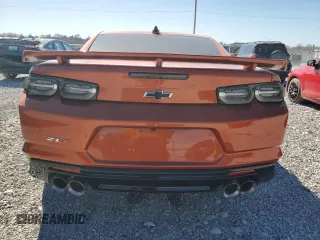 2023 Chevrolet Camaro ZL1 z VIN 1G1FK1R62P0152754, wystawiony jako Copart lot #47596115 z przebiegiem 698 mil mil oraz Szkody całkowita. Historia ofert i sprzedaży dostępna na DreamBid. Obrazek 6.