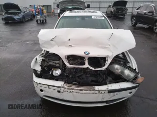 2004 BMW 3 Series 325i with VIN WBAAZ33464KP90177, listed as a Copart auction lot 81826404 with 85,494 mi miles and Salvage Title. Bid and sale history available at carsss.com. Image 5.