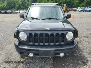 2012 Jeep Patriot Limited with VIN 1C4NJRCB2CD512831, listed as a Copart auction lot 62846455 with 143,251 mi miles and Salvage title. Bid and sale history available at DreamBid. Image 5.