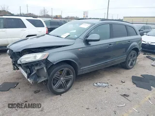 2014 Audi Q7 3.0T S line Prestige with VIN WA1DGAFEXED003259, listed as a IAAI auction lot 41624351 with 104,938 mi miles. Bid and sale history available at carsss.com. Image 17.
