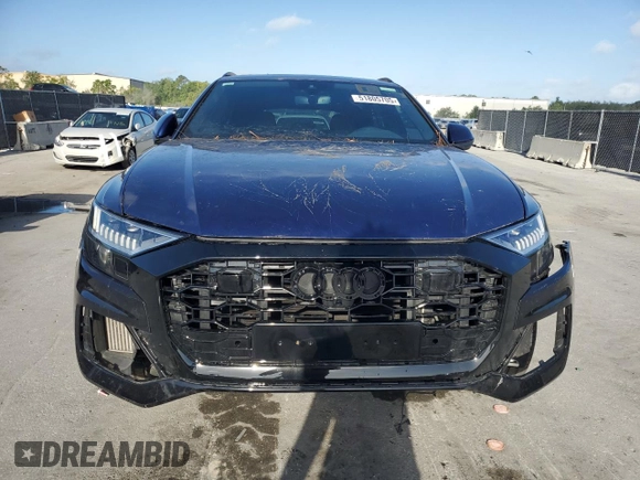 2021 Audi Q8 Premium Plus z VIN WA1EVAF17MD040579, wystawiony jako Copart lot #51805705 z przebiegiem 32 901 mil mil oraz Tytuł czysty. Historia ofert i sprzedaży dostępna na DreamBid. Obrazek 5.