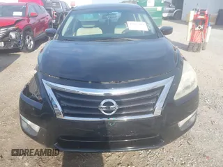 2014 Nissan Altima 2.5 S with VIN 1N4AL3AP9EC107861, listed as a IAAI auction lot 42017389 with 155,546 mi miles. Bid and sale history available at carsss.com. Image 13.