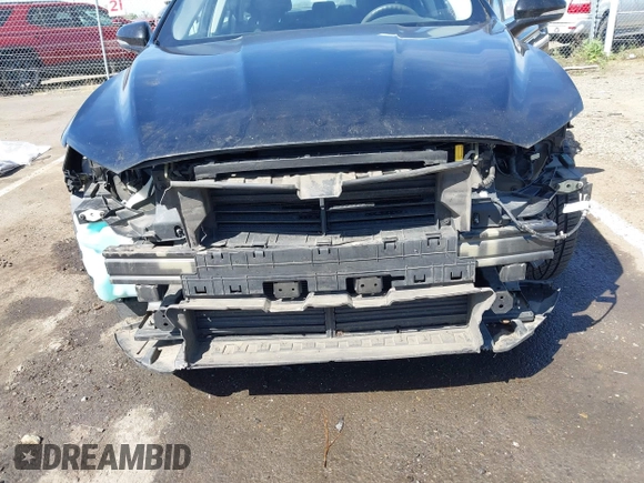2016 Ford Fusion SE with VIN 3FA6P0H74GR282280, listed as a IAAI auction lot 42023017 with 90,802 mi miles. Bid and sale history available at carsss.com. Image 6.