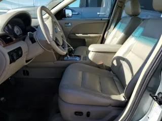 2006 Ford Five Hundred Limited с VIN 1FAFP25106G125413, выставлен на аукционе Copart как лот 88673735 с пробегом 155 259 миль миль и Чистый • Clean title. История ставок и продаж доступна на DreamBid. Изображение 7.