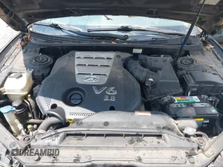 2008 Hyundai Azera Limited z VIN KMHFC46F38A311072, wystawiony jako IAAI lot #42432173 z przebiegiem 221 512 mil mil oraz . Historia ofert i sprzedaży dostępna na DreamBid. Obrazek 10.