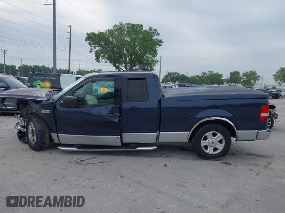 2004 Ford F-150 STX with VIN 1FTRX12W94NA00680, listed as a IAAI auction lot 41880972 with 1 mi miles. Bid and sale history available at carsss.com. Image 15.