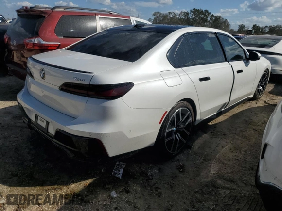 2023 BMW 7 Series 740i with VIN WBA23EH01PCN55188, listed as a Copart auction lot 76453104 with 0 mi miles and Non Repairable. Bid and sale history available at carsss.com. Image 3.