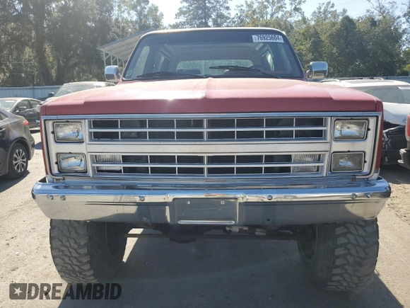 1987 Chevrolet Blazer z VIN 1GNEV18K6HF177428, wystawiony jako Copart lot #76925604 z przebiegiem 71 619 mil mil oraz Czysty tytuł • Clean title. Historia ofert i sprzedaży dostępna na DreamBid. Obrazek 5.