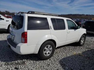 2008 Nissan Pathfinder SE with VIN 5N1AR18U58C616242, listed as a Copart auction lot 43702815 with 206,695 mi miles and Salvage Title. Bid and sale history available at carsss.com. Image 3.