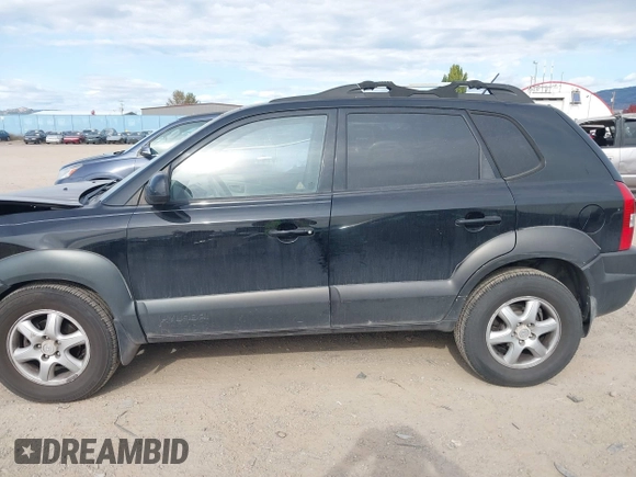 2005 Hyundai Tucson GLS with VIN KM8JN72D65U192566, listed as a IAAI auction lot 40457875 with 177,352 mi miles. Bid and sale history available at carsss.com. Image 14.