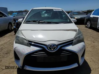 2017 Toyota Yaris L z VIN VNKKTUD32HA083729, wystawiony jako Copart lot #58020955 z przebiegiem 66 075 mil mil oraz Szkoda całkowita • Salvage title. Historia ofert i sprzedaży dostępna na DreamBid. Obrazek 5.