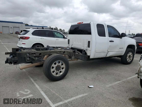 2012 GMC Sierra 1500 with VIN 1GT210EG2CZ210143, listed as a Copart auction lot 52996565 with 179,488 mi miles and Clean Title. Bid and sale history available at DreamBid. Image 3.