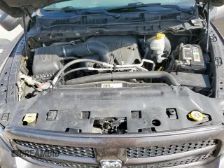 2016 Ram 1500 Tradesman z VIN 3C6RR7KT1GG376846, wystawiony jako Copart lot #57283185 z przebiegiem 214 594 mil mil oraz Szkoda całkowita • Salvage title. Historia ofert i sprzedaży dostępna na DreamBid. Obrazek 11.