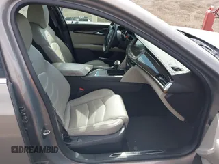 2018 Cadillac CT6 Luxury AWD z VIN 1G6KD5RS6JU101040, wystawiony jako IAAI lot #42271248 z przebiegiem 88 470 mil mil oraz . Historia ofert i sprzedaży dostępna na DreamBid. Obrazek 5.