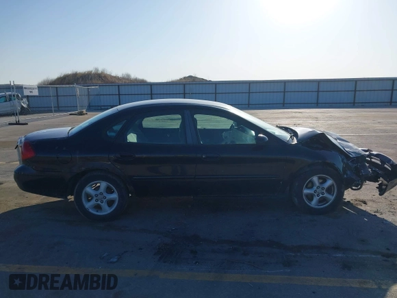 2002 Ford Taurus SE Standard with VIN 1FAFP53U72G132285, listed as a IAAI auction lot 41965332 with 214,966 mi miles and . Bid and sale history available at DreamBid. Image 14.
