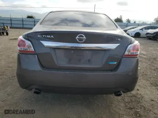 2014 Nissan Altima 2.5 with VIN 1N4AL3AP0EC287392, listed as a Copart auction lot 52261105 with 186,682 mi miles and Salvage Title. Bid and sale history available at carsss.com. Image 6.