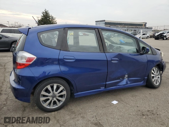 2013 Honda Fit Sport with VIN JHMGE8H54DC013657, listed as a Copart auction lot 81247764 with 96,150 mi miles and Salvage Title. Bid and sale history available at carsss.com. Image 3.