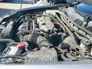 2011 Honda Accord EX z VIN 1HGCP2E72BA151012, wystawiony jako IAAI lot #43548214 z przebiegiem 206 392 mil mil oraz . Historia ofert i sprzedaży dostępna na DreamBid. Obrazek 12.