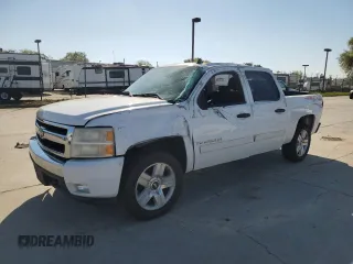 2007 Chevrolet Silverado 1500 LT w/1LT with VIN 3GCEC13037G551592, listed as a Copart auction lot 50569975 with 123,683 mi miles and Salvage Title. Bid and sale history available at carsss.com. Image 1.