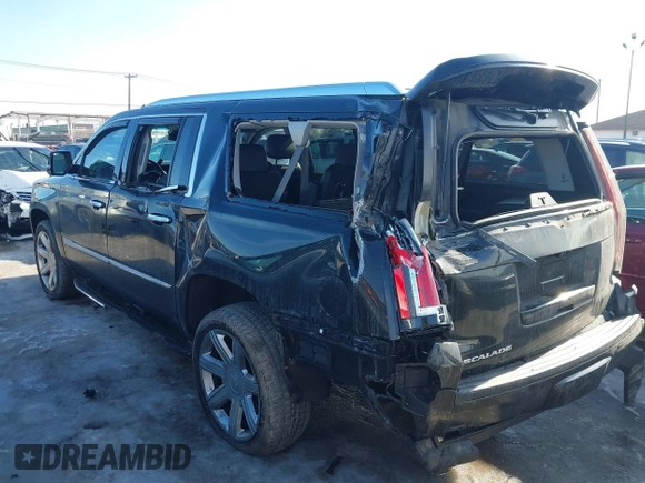 2018 Cadillac Escalade ESV Premium Luxury z VIN 1GYS4JKJ4JR396272, wystawiony jako IAAI lot #41662967 z przebiegiem 67 865 mil mil oraz . Historia ofert i sprzedaży dostępna na DreamBid. Obrazek 6.