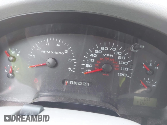 2006 Ford F-150 STX z VIN 1FTRX12W86NA01130, wystawiony jako IAAI lot #41690557 z przebiegiem 261 315 mil mil oraz . Historia ofert i sprzedaży dostępna na DreamBid. Obrazek 7.