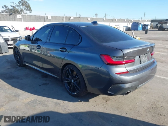 2021 BMW 3 Series 330i z VIN 3MW5R1J08M8B94401, wystawiony jako IAAI lot #41760747 z przebiegiem Nie podano mil oraz . Historia ofert i sprzedaży dostępna na DreamBid. Obrazek 3.
