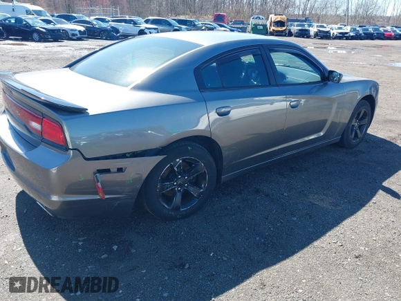2011 Dodge Charger Rallye with VIN 2B3CL3CGXBH607439, listed as a IAAI auction lot 41850795 with 177,859 mi miles and . Bid and sale history available at carsss.com. Image 4.