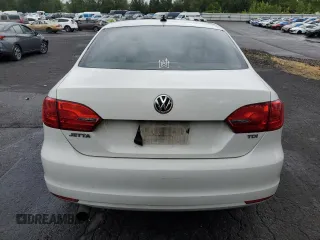 2013 Volkswagen Jetta TDI with VIN 3VWLL7AJ8DM352991, listed as a Copart auction lot 68473304 with 102,097 mi miles and Salvage title. Bid and sale history available at DreamBid. Image 6.