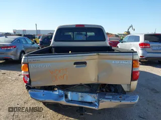 2001 Toyota Tacoma PreRunner with VIN 5TEGN92N21Z781764, listed as a IAAI auction lot 41751505 with 289,844 mi miles and . Bid and sale history available at DreamBid. Image 17.
